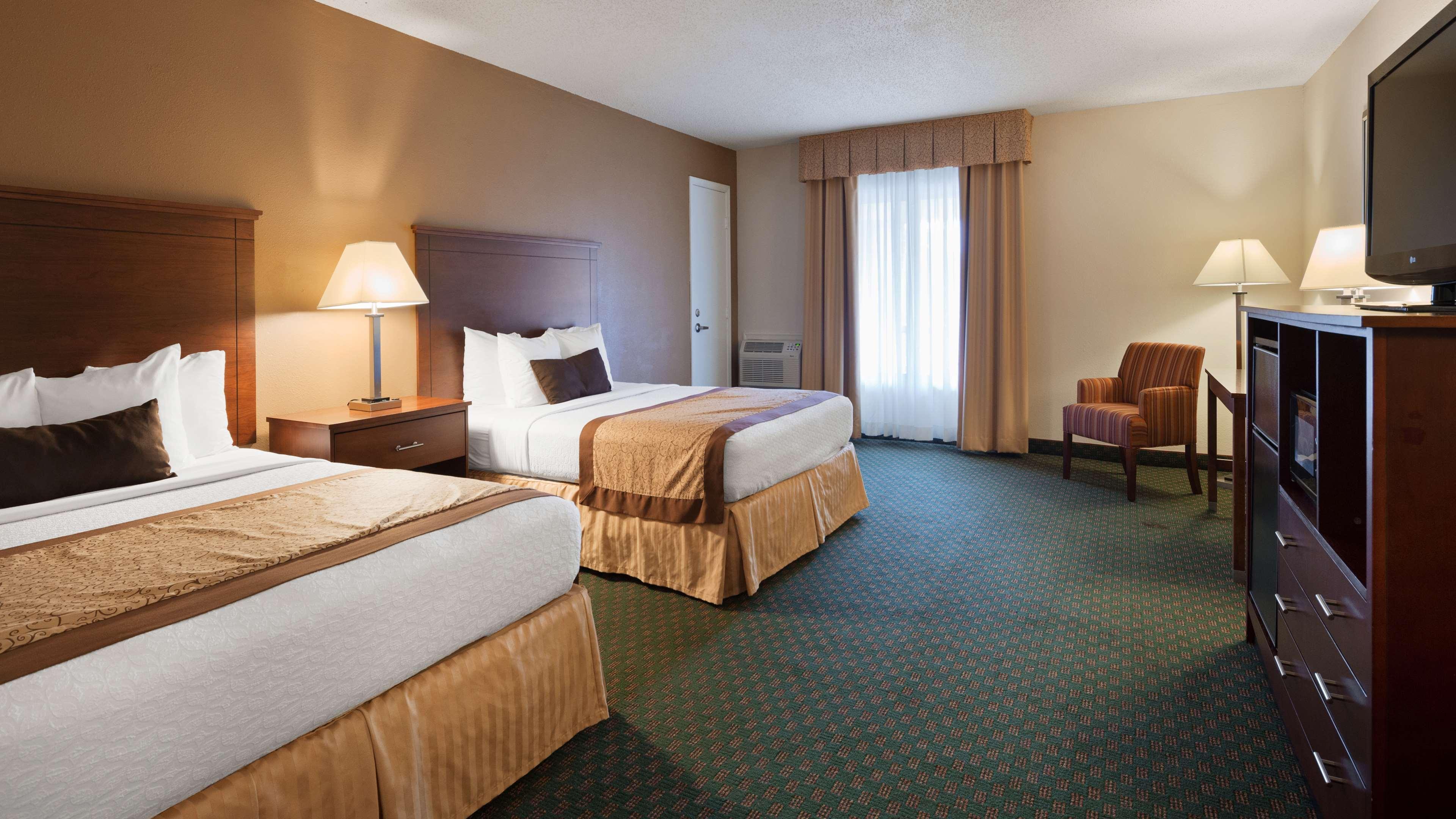 Best Western Plus Governor'S Inn Richmond Мидлотиан Екстериор снимка