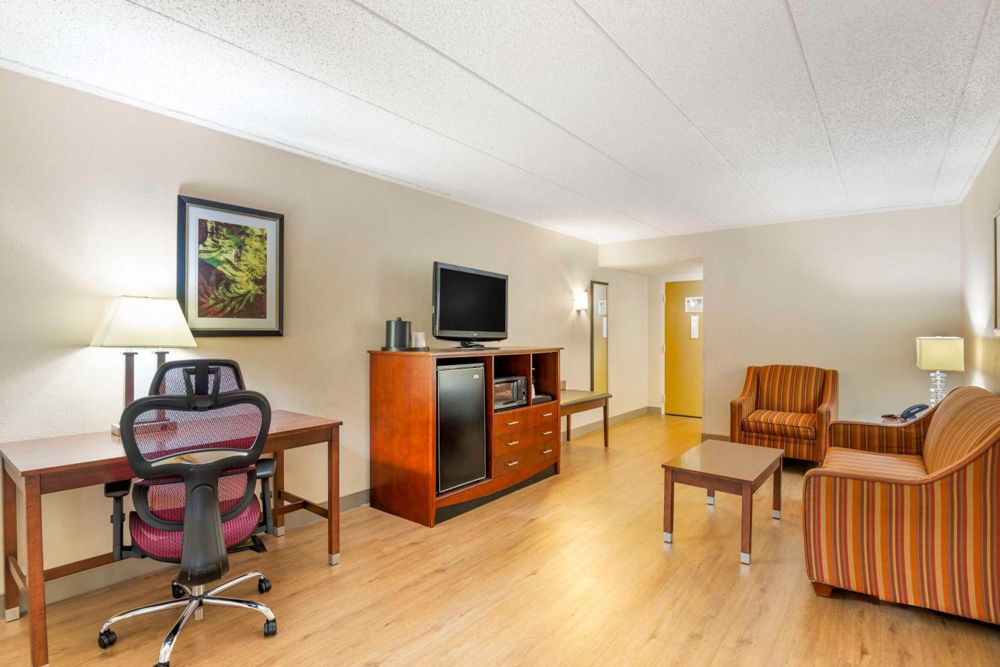 Best Western Plus Governor'S Inn Richmond Мидлотиан Екстериор снимка