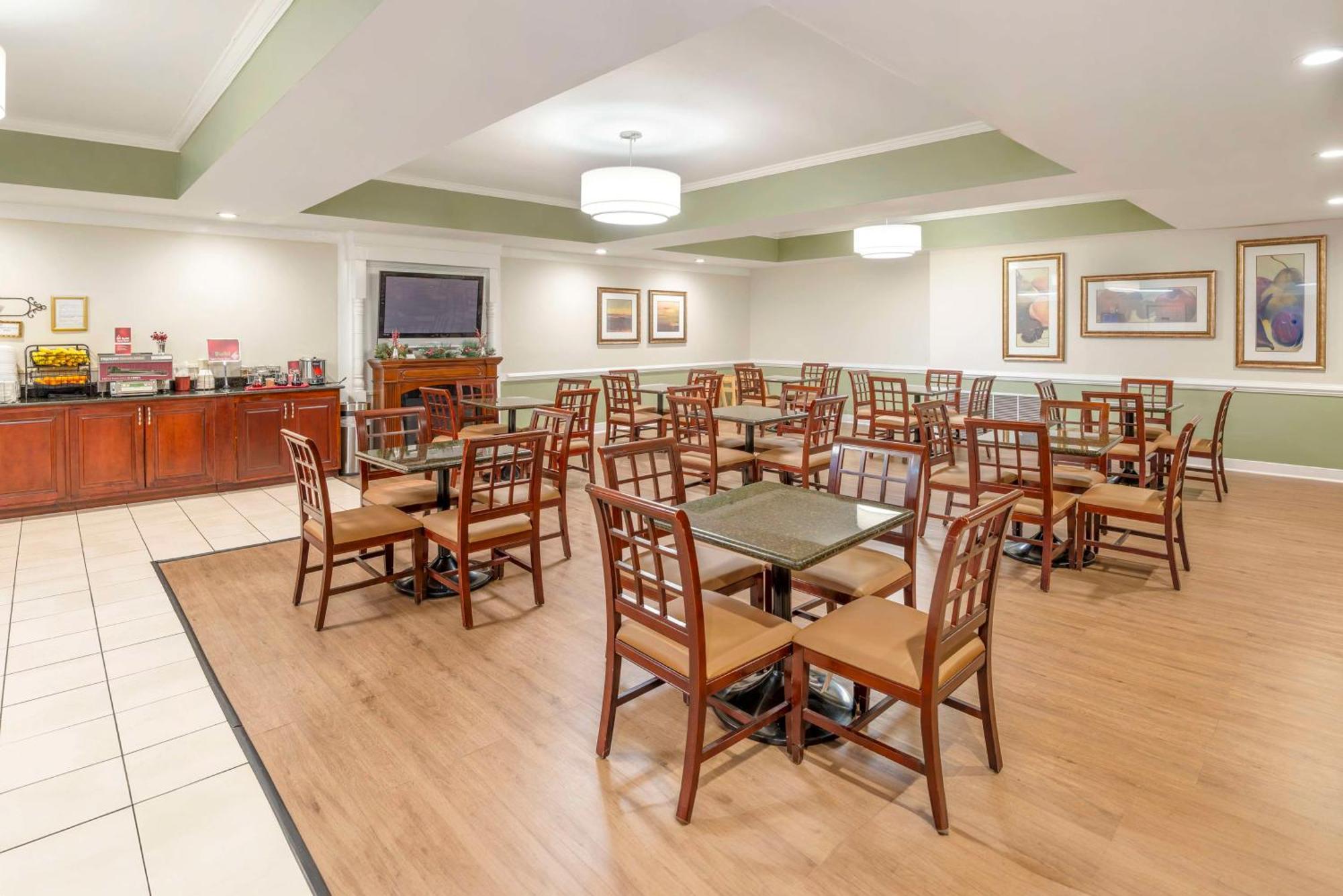 Best Western Plus Governor'S Inn Richmond Мидлотиан Екстериор снимка