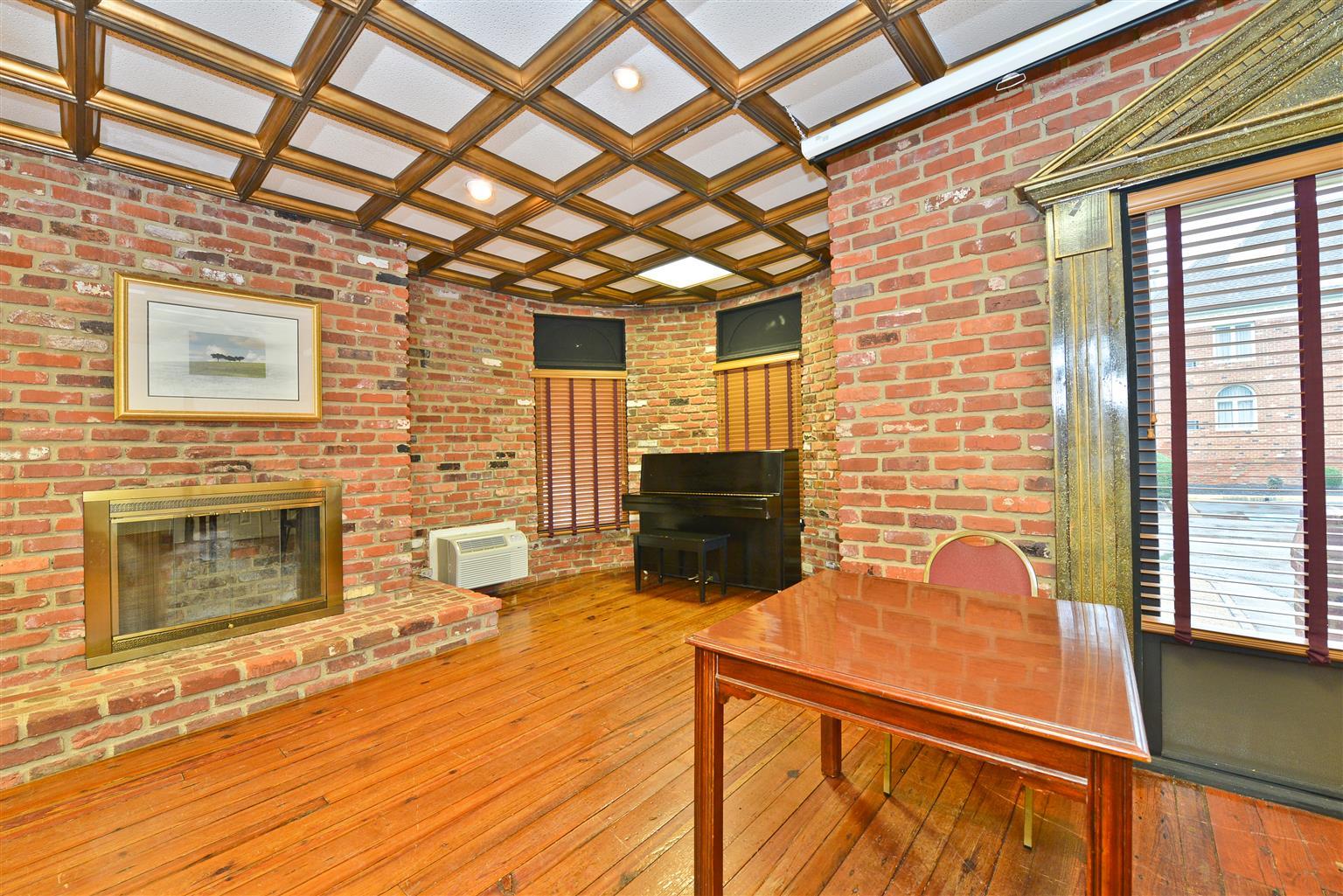 Best Western Plus Governor'S Inn Richmond Мидлотиан Екстериор снимка